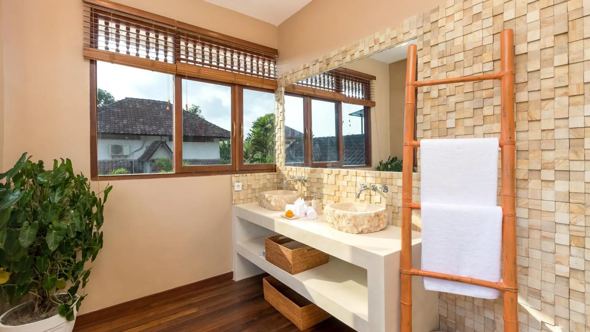 Villa Lisabella By Villa Finder Seminyak  Seminyak (Bali)