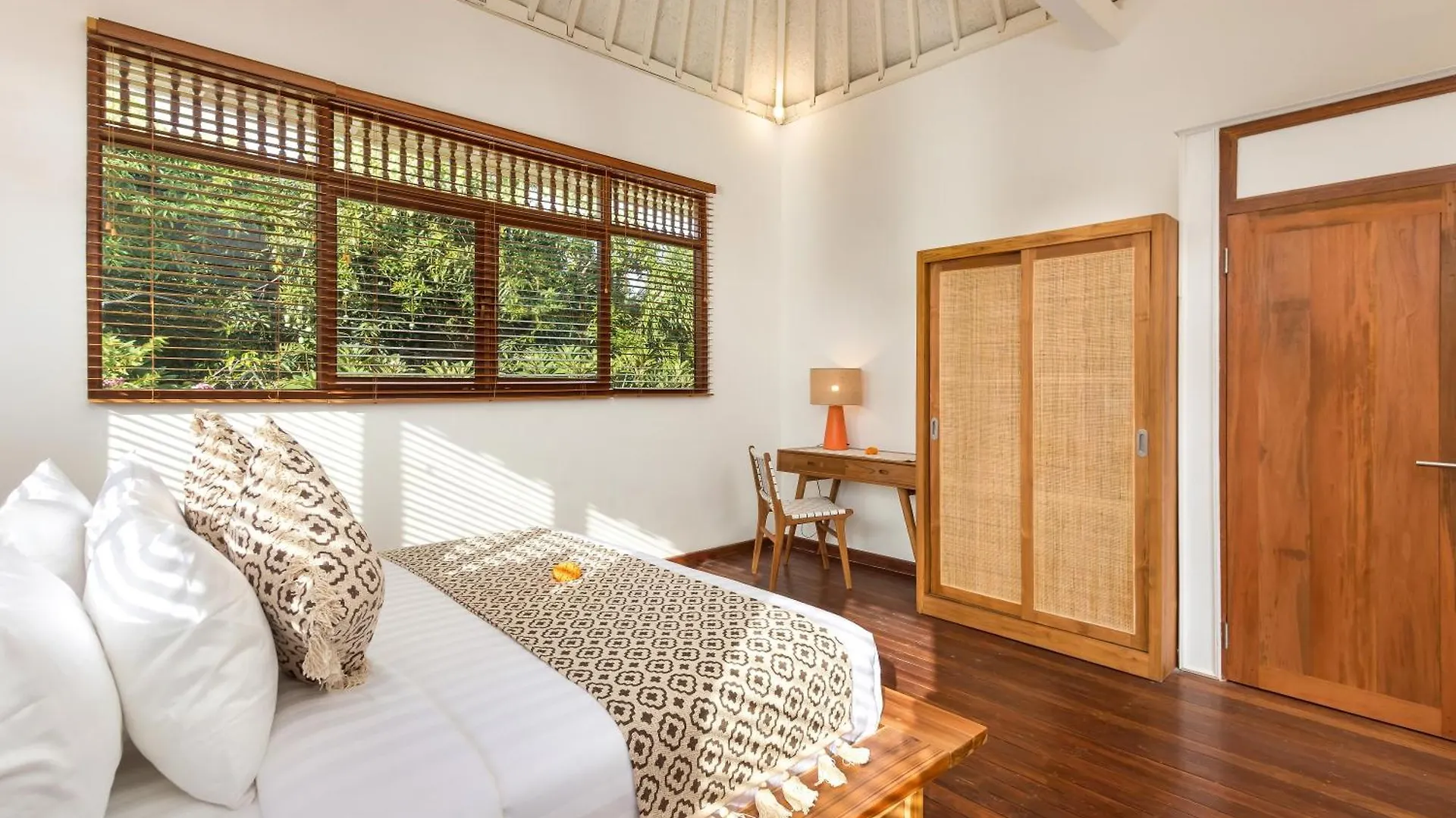 Villa Lisabella By Villa Finder Seminyak